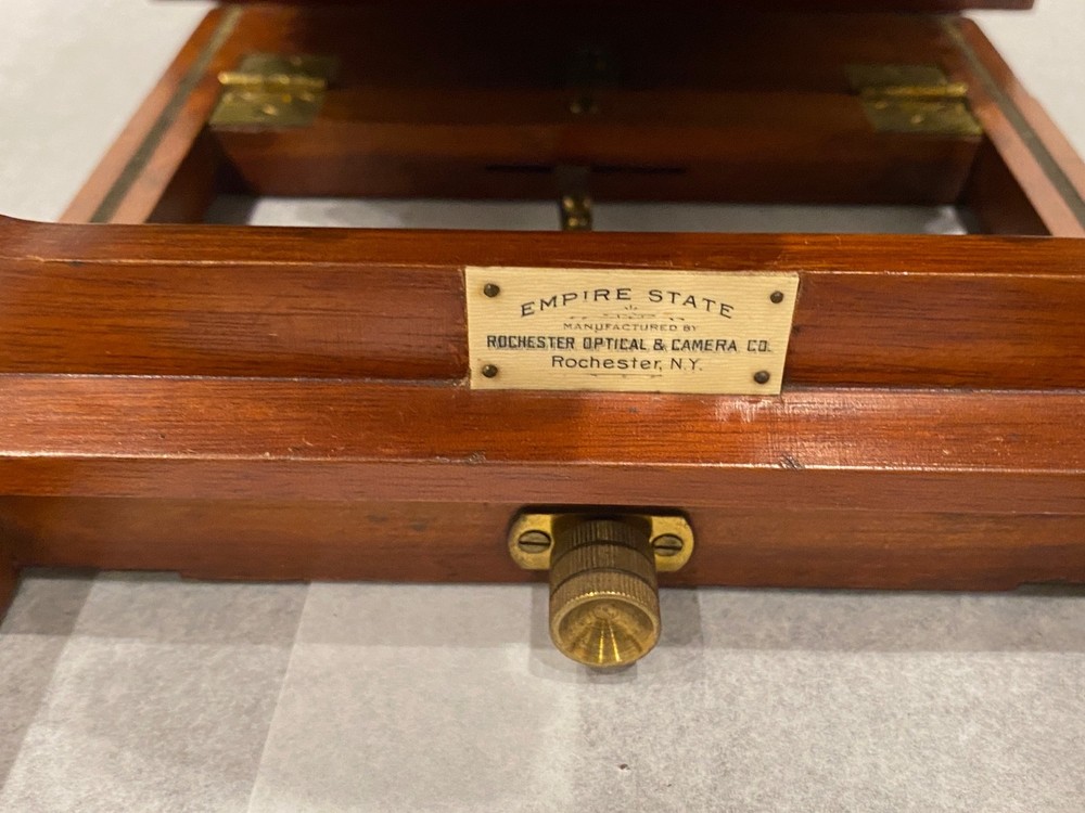 Empire State 6.5X8.5 Antique Camera, ROCHESTER OPTICAL CO