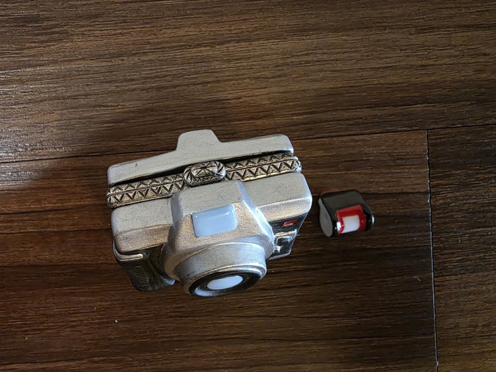 PHB hinged Box Camera W/ Film