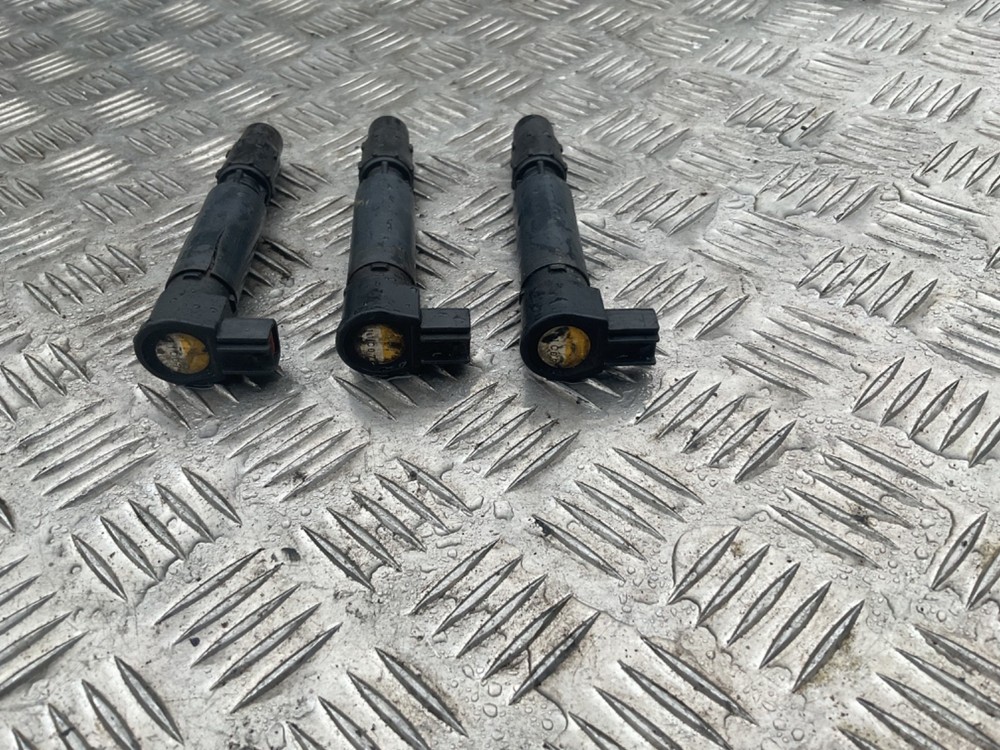 TRIUMPH DAYTONA 3 X COIL STICKS