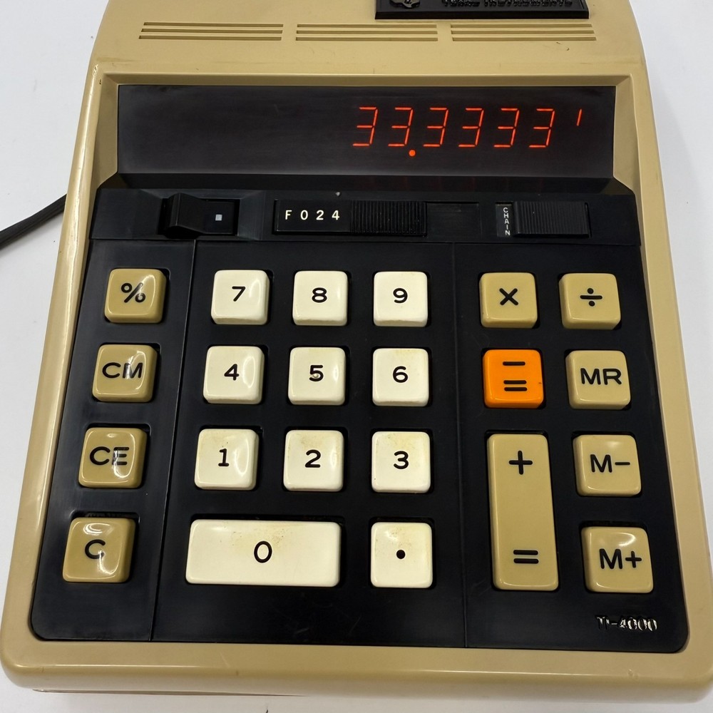 Vintage Texas Instruments Electronic Calculator TI-4000; #2 doesnt work