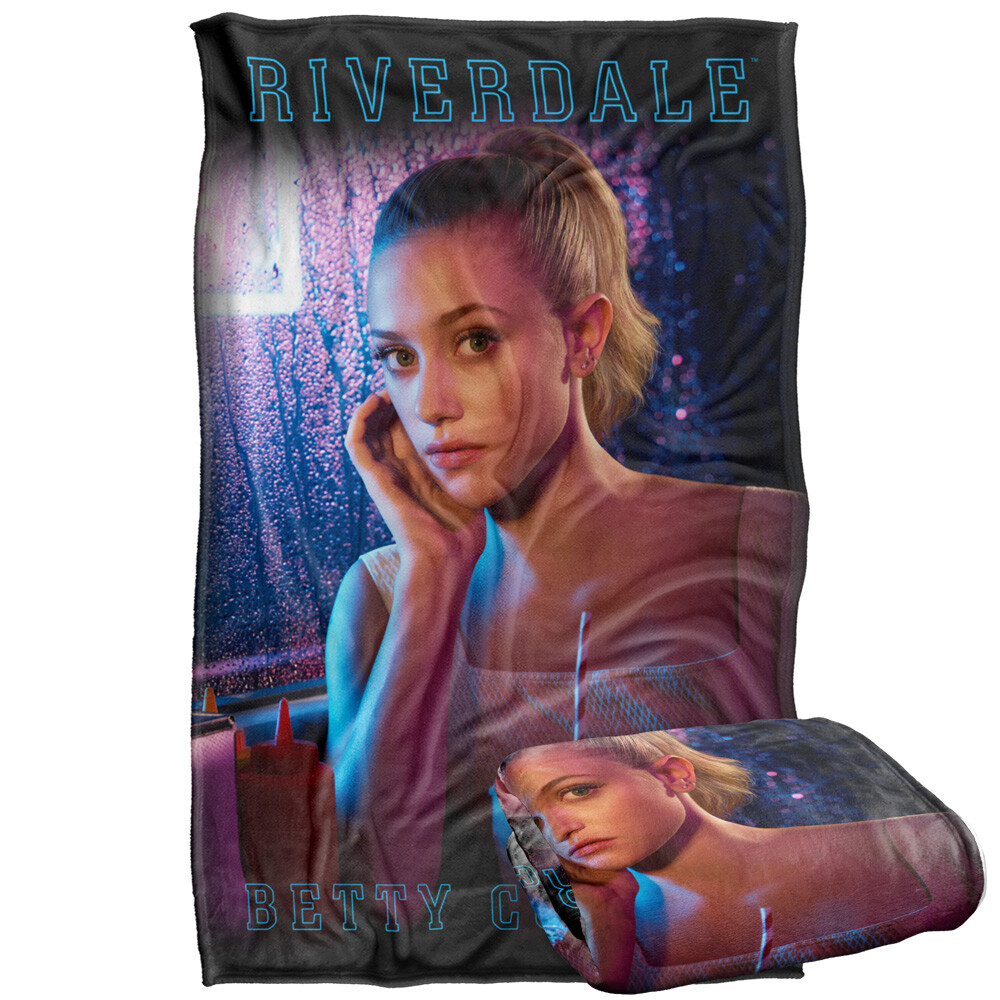 Riverdale Betty Cooper Silky Touch Super Soft Throw Blanket