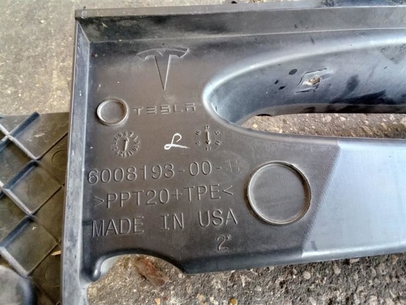 TESLA S 2014 Air Shutter 318561