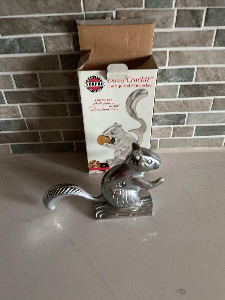 Davy The Squirrel Crackit" nutcracker.