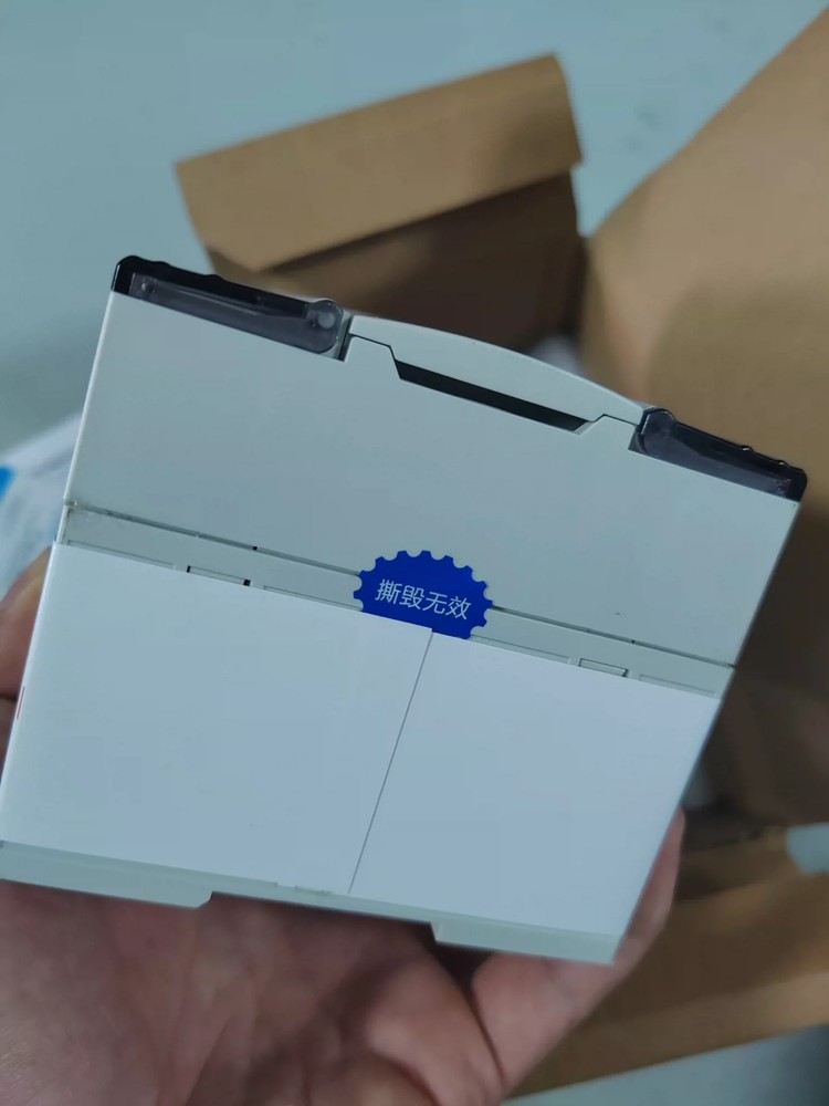 1pc Xinje XD5E-60T6-E Brand New Programmable Controller