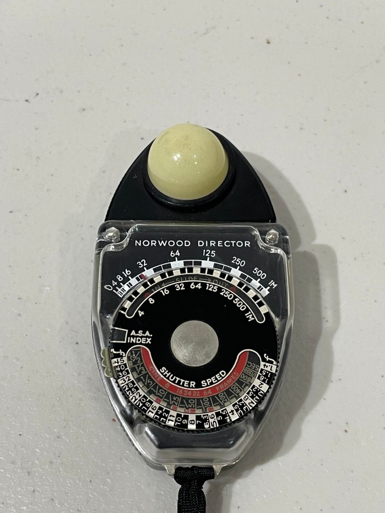 Norwood Director Exposure Meter Model B with Leather Case (X24)