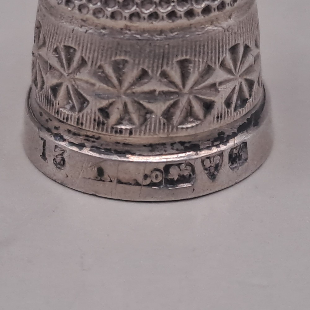 Antique Sterling Silver Thimble – Marion & Co – Chester 1908
