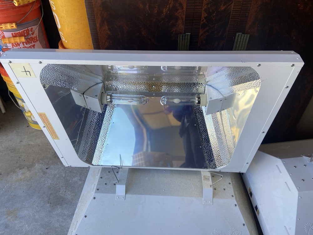 Sun System Lec 630/ hydroponics lights Doble Bulb