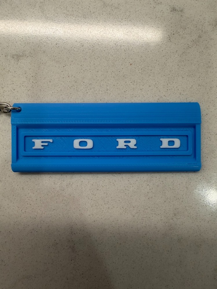 Classic Ford Tailgate Keychain