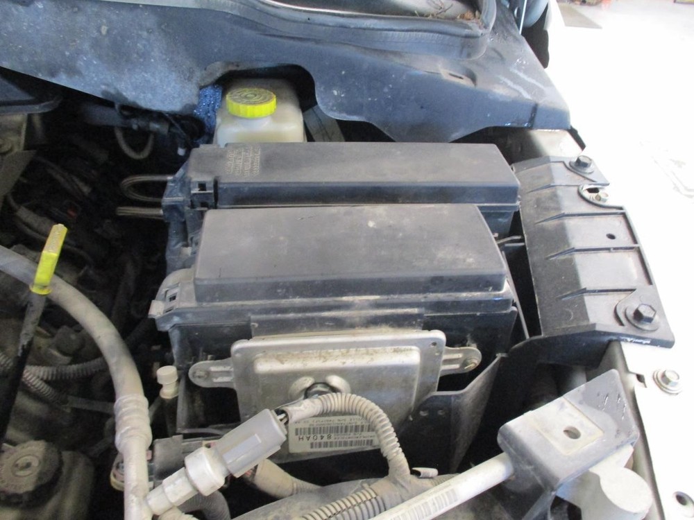 Used Headrest fits: 2005 Dodge Durango Grade A