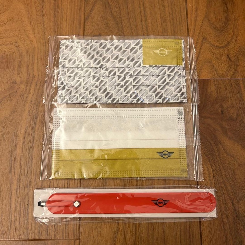 Mini Novelty Mask 2 Types Touch Pen Set