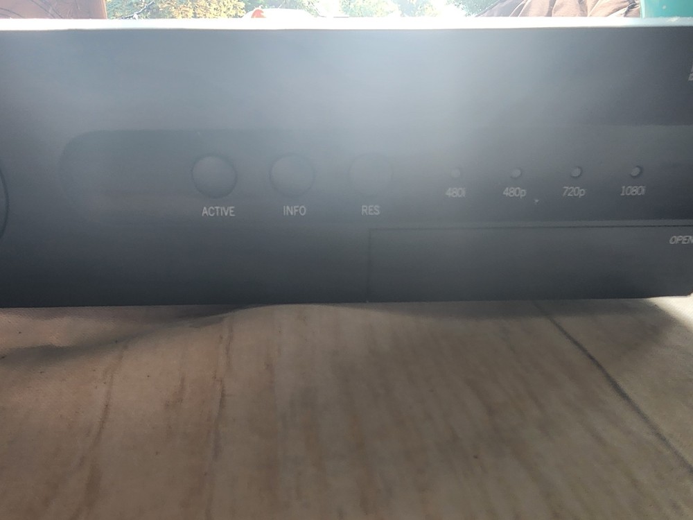 DIRECTV H21-100 HD Digital Satellite Receiver