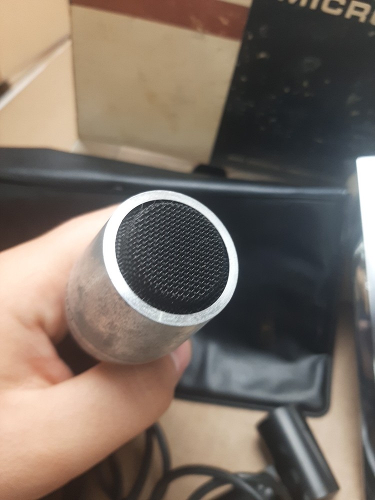 Ampex 2001 Microphone with Vinyl Case Stand Original Box Untested