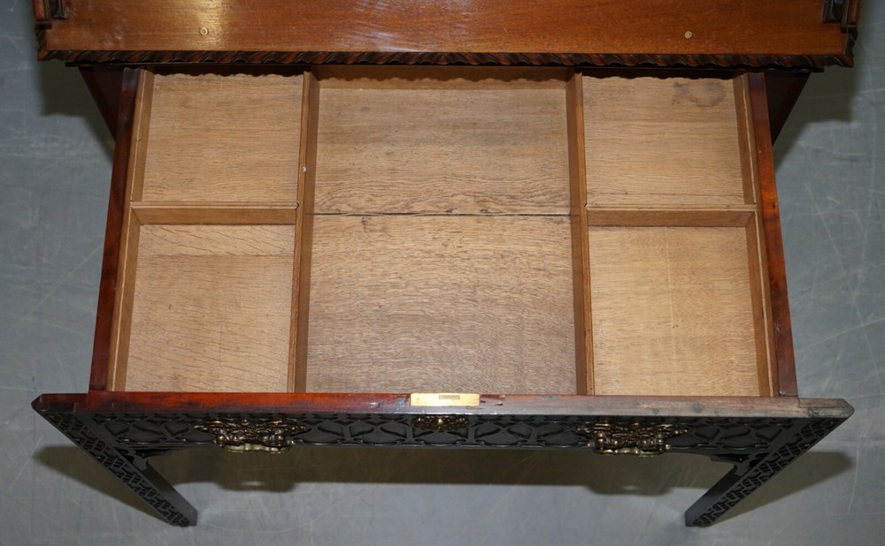 ORIGINAL THOMAS CHIPPENDALE GEORGE III MAHOGANY ARCHITECT'S WORK DESK TABLE