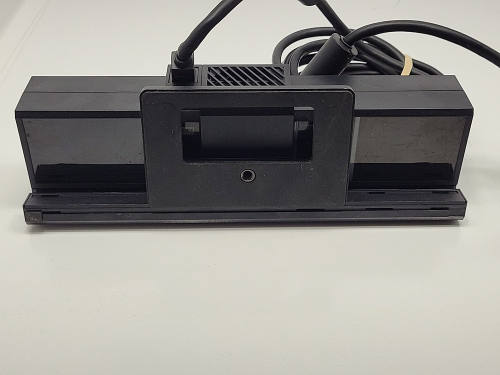 Microsoft Xbox One Kinect Camera Motion Sensor Bar Model 1520 No AC Adapter