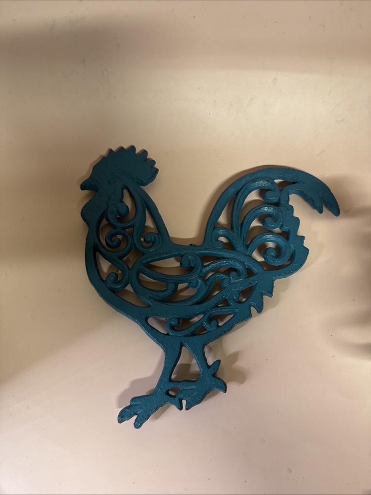 Cast-iron blue rooster trivet and wall mount 9”