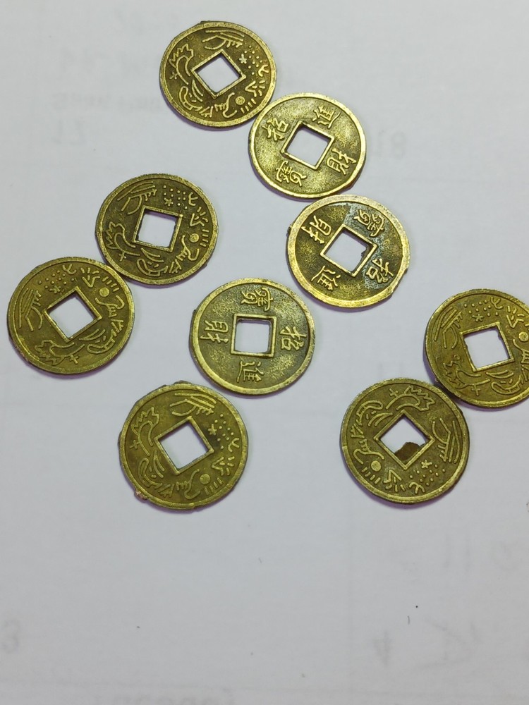 World Coins - Tiny Mystery Coins