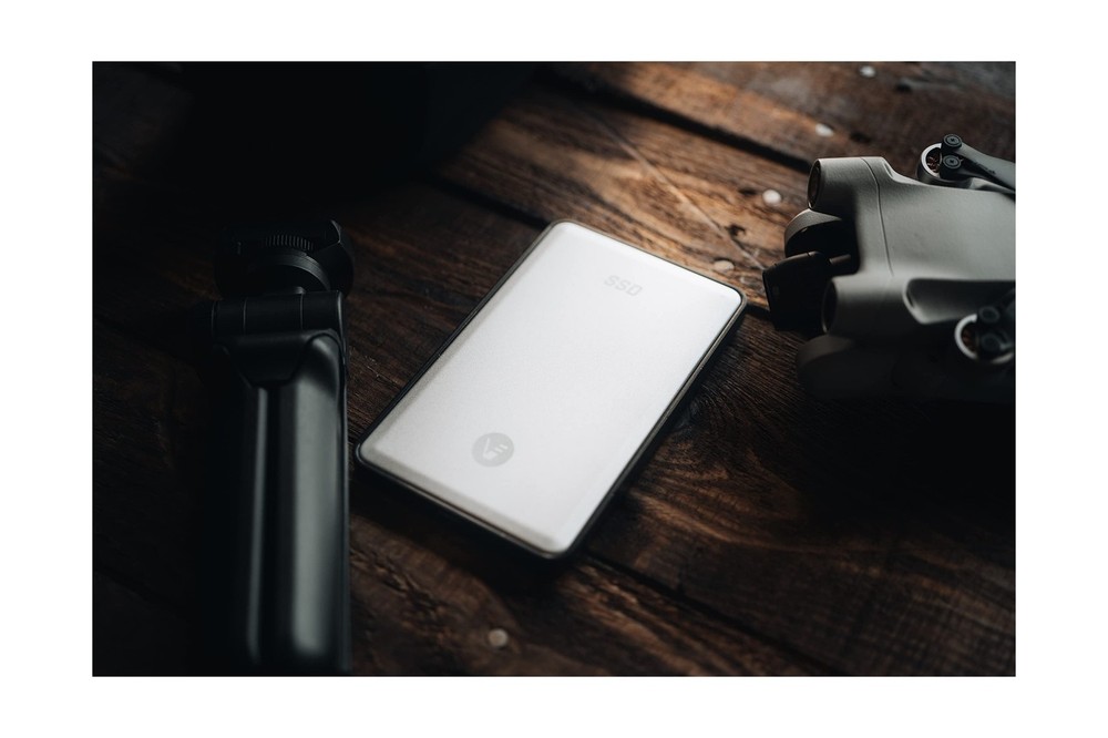 1TB External SSD USB-C Portable Solid State Drive (USB 3.1 Gen 2) | 3D NAND F...