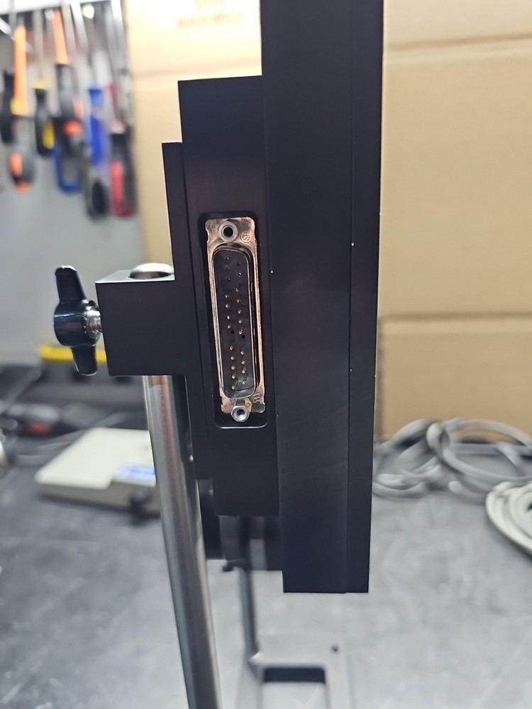 SUTTER INSTRUMENTS 32mm LB10IQ32 122 LAB MICROSCOPE SHUTTER Stand