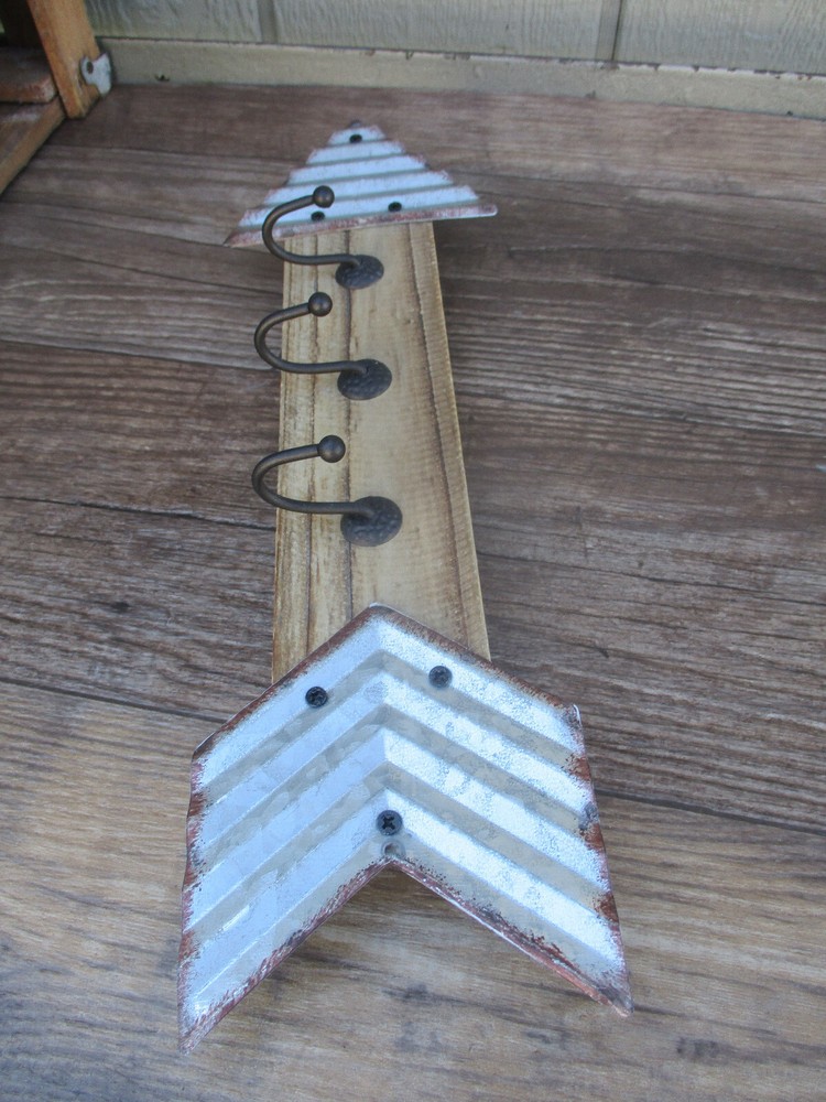 Industrial Arrow Key Rack Wall Mount 3 Hooks