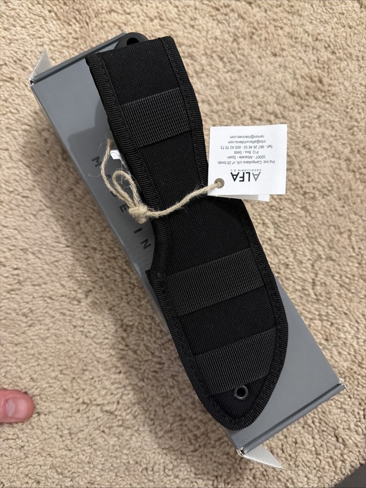 Azero Fixed Blade Knife