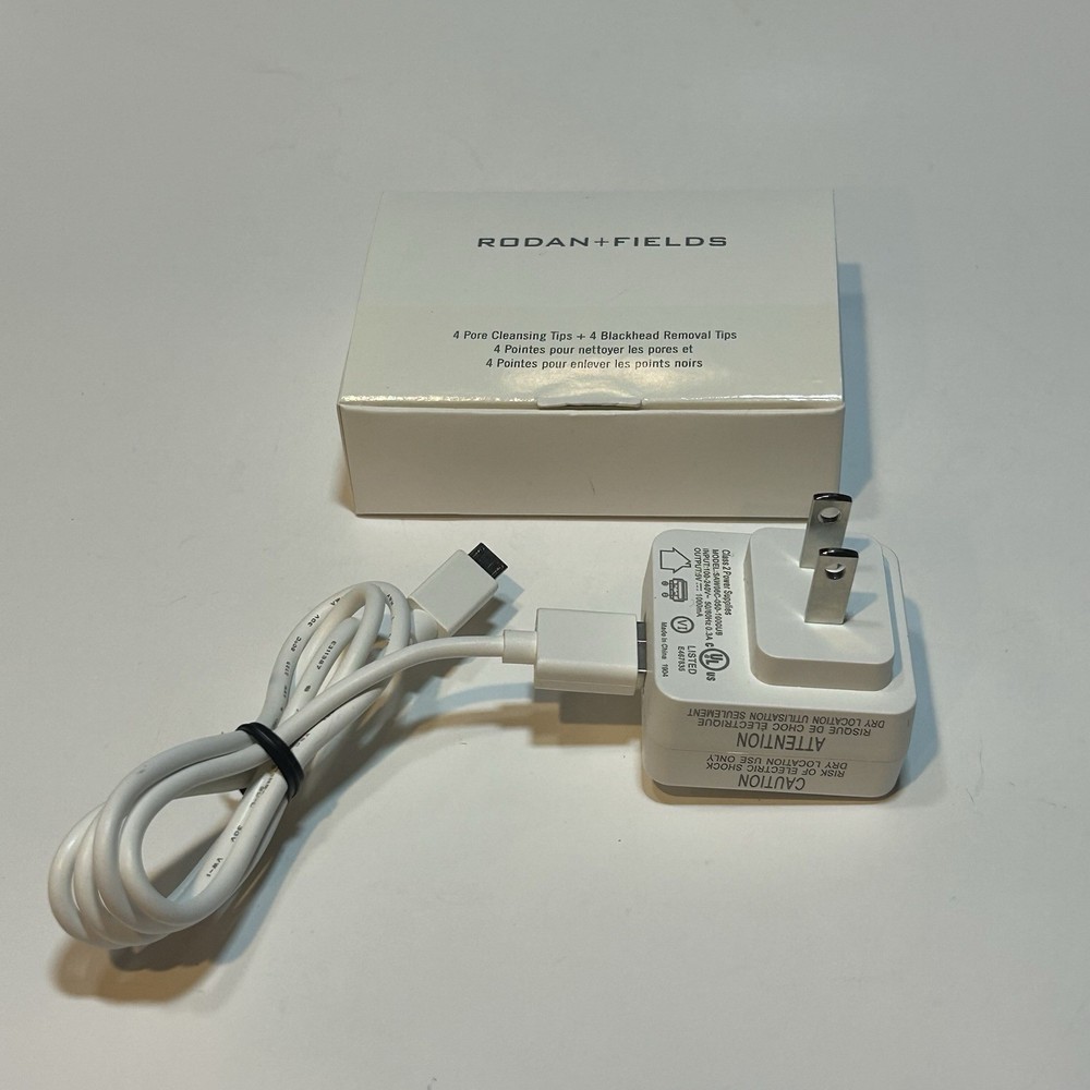 Rodsn + Fields Pore Cleansing MD AC Adapter With 8 Cleaning Heads