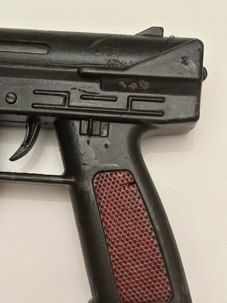 Custom Sci-Fi Star Wars Type Laser Blaster Gun Prop