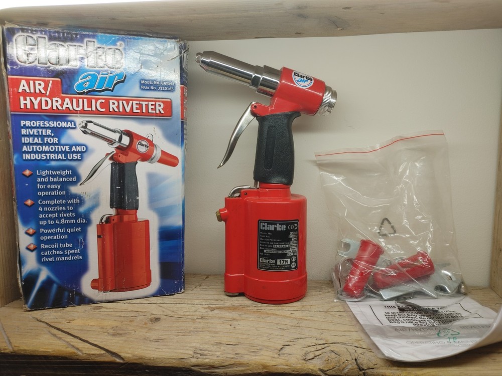 Latest CLARKE CAT151 AIR DRIVEN HYDRAULIC RIVETER
