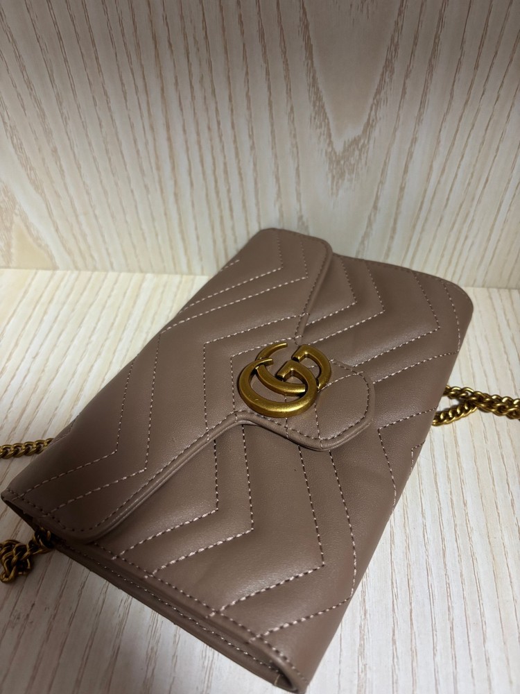Gucci makeup bag
