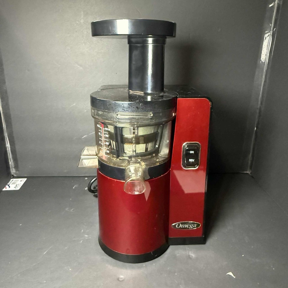 Omega Cold Press Vertical Slow Masticating Compact Juicer