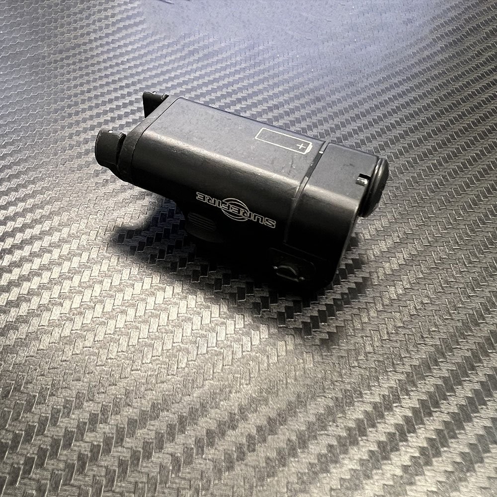 XC1 ULTRA COMPACT LED LIGHT SUREFIRE