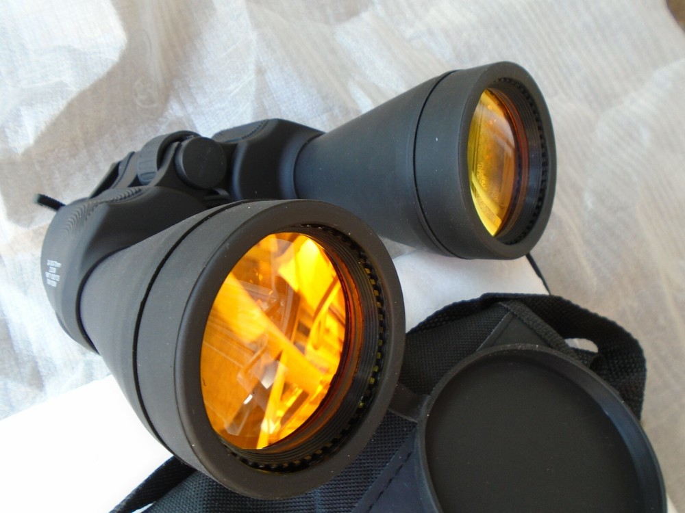 Day/Night Prism 20-50x70 Zoom Binoculars. Ruby Lenses