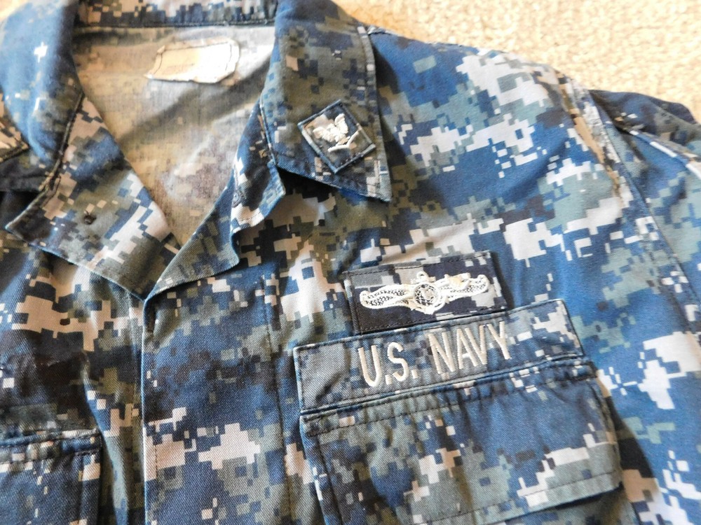US NAVY WORKING BLOUSE SIZE SMALL - LONG