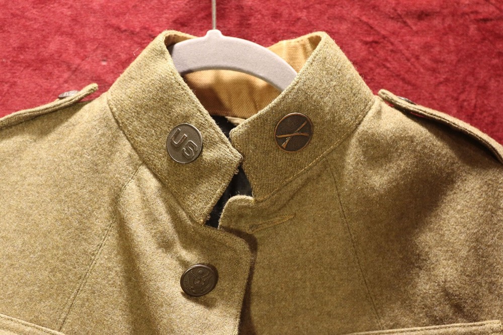 US WW1 AEF Jacket with Verdun Medal in Pocket