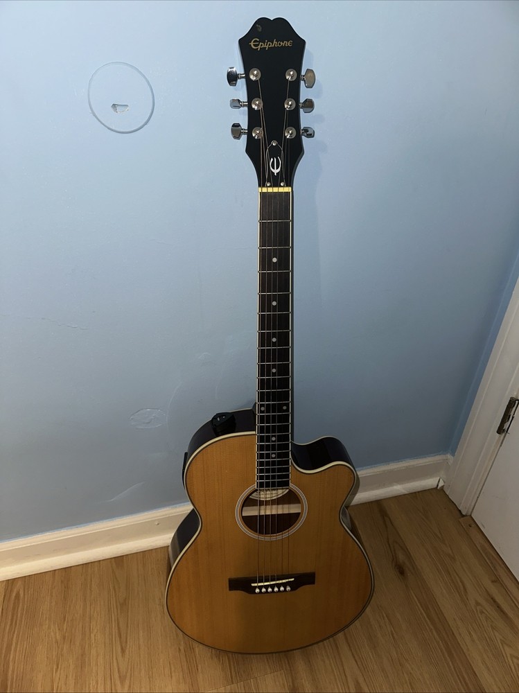 Epiphone Pr-4e Acoustic/Electric Guitar Player Pack