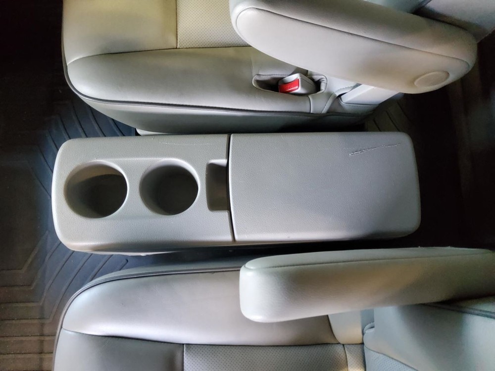QUEST     2013 Console Rear 430836