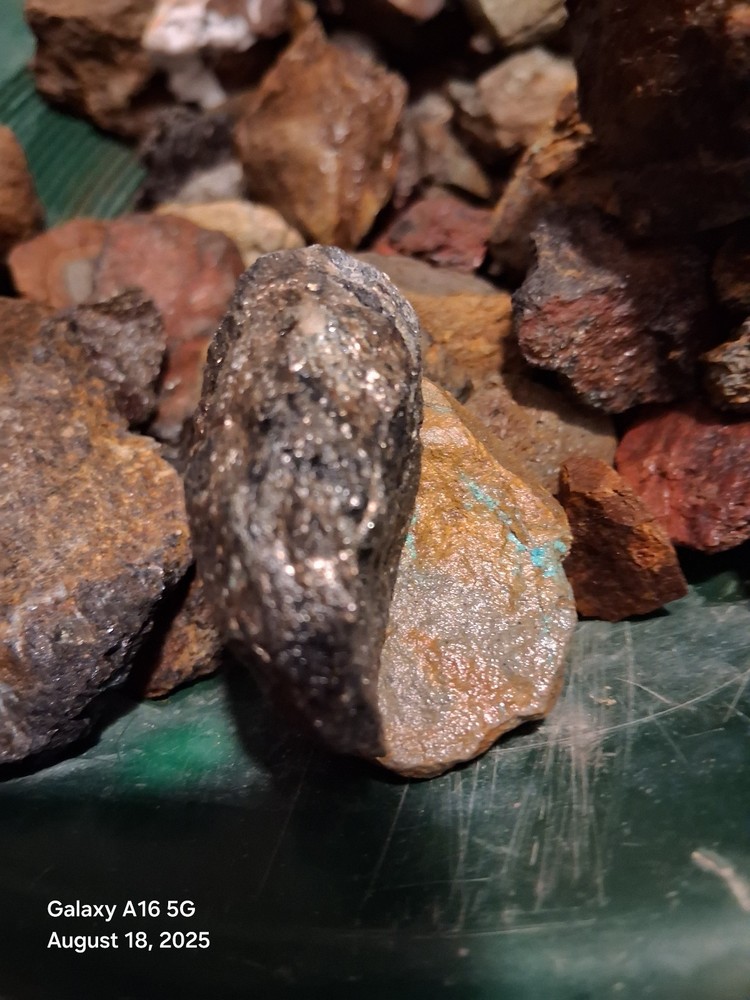 GOLD SILVER AND PLATINUM ORE 1 POUND HIGHLY MINERALIZED SPECIMENS