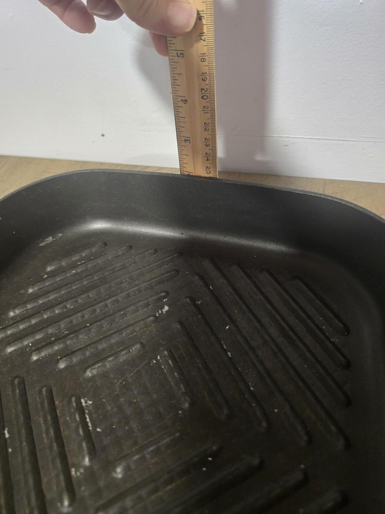 Bhg Square Frying Pan