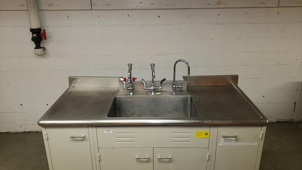 Lab Casework Stainless Sink Bundle St Charles 5' 1/2(S6LLST7281)