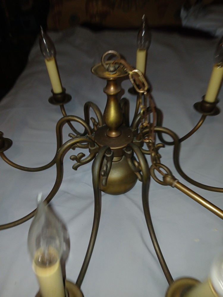 Antique Brass 8 Kight Candlestick Chandelier