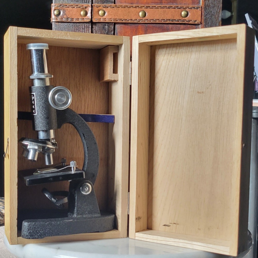 Vintage 1950’s Private Eye Microscope