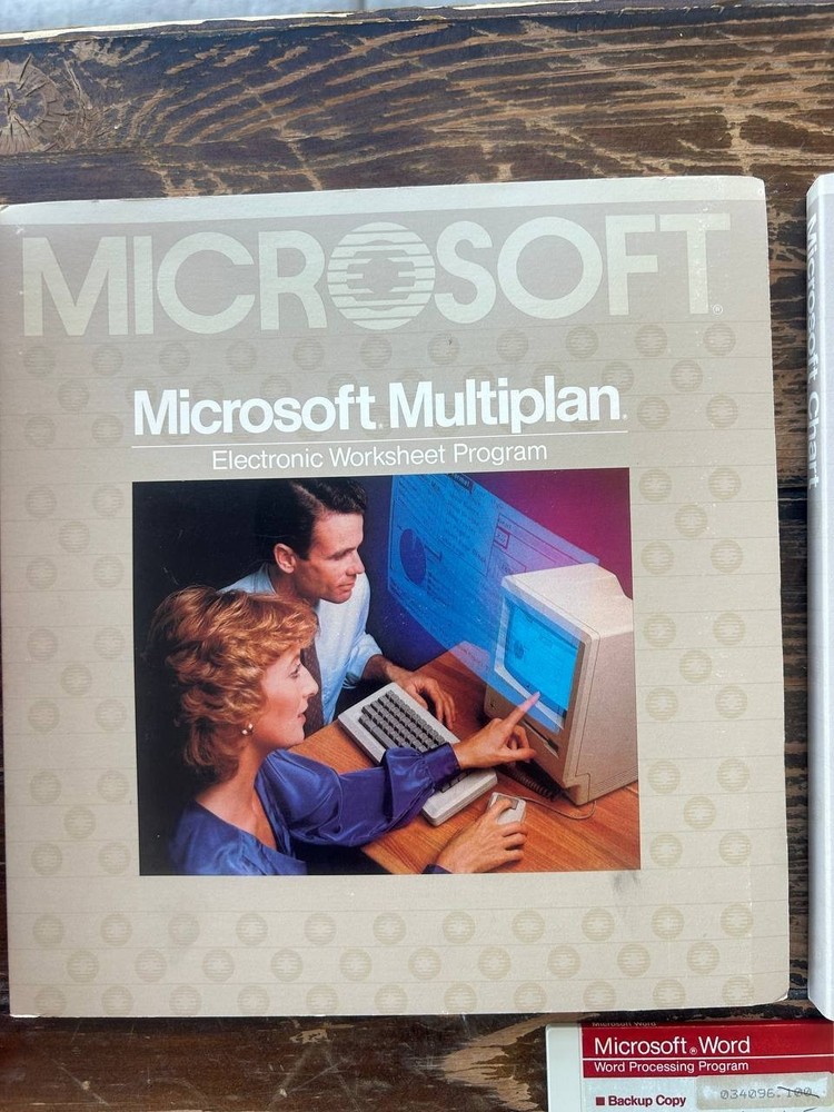 Microsoft Business Pack Macintosh w/ Word Multiplan Chart File Disks