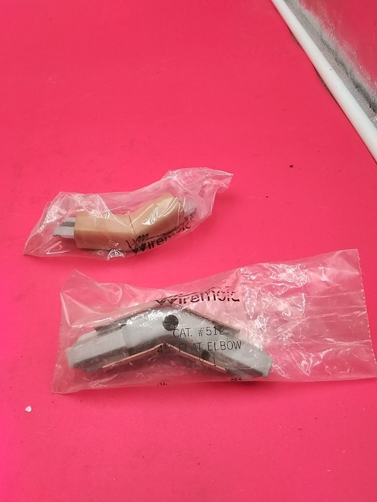 2 Wiremold 512 stl 45 deg flat elbow 500 Buff