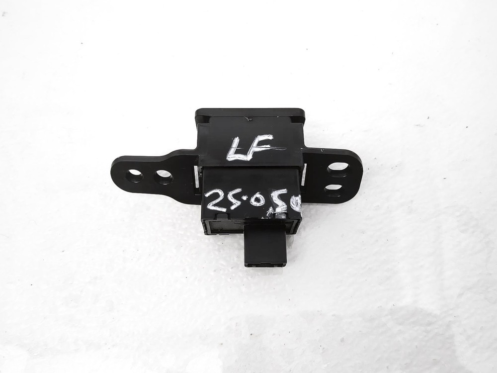 2013-2014 Lexus Gs350 Trunk Lid Release Switch - Dash Mtd 84840-30251