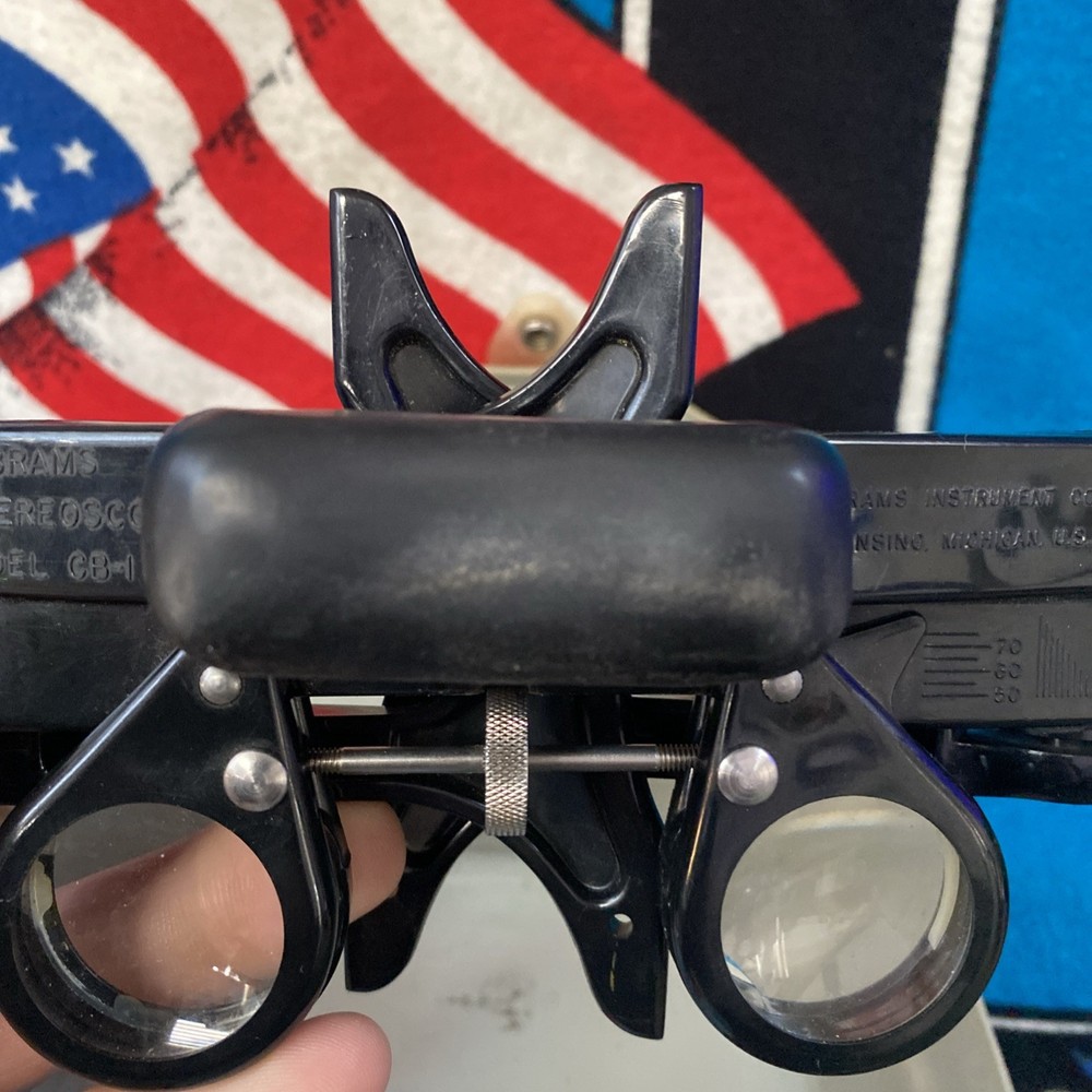 ABRAMS STEREOSCOPE Model CB-1 2-4 Viewer BLACK w CASE EUC