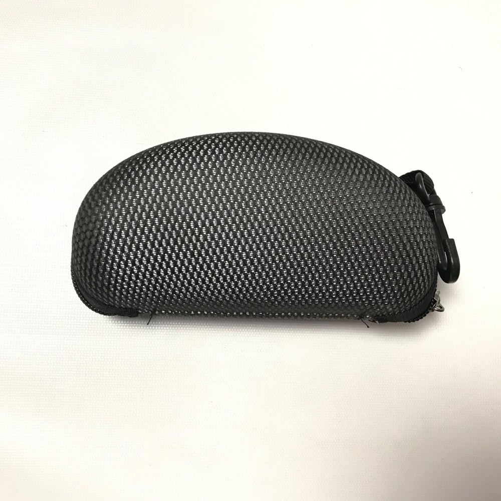 Bea Cool Sunglasses Hard Case Zipper Black Gray New