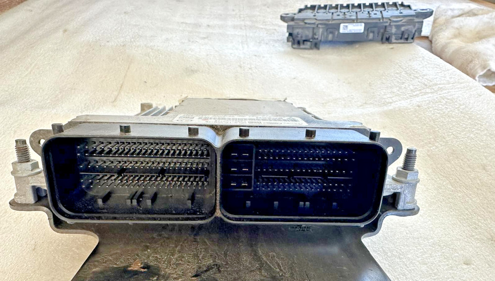 2017-2022 RANGE ROVER L405 OEM 5.0L 4X4 ECM ENGINE MOTOR CONTROL MODULE