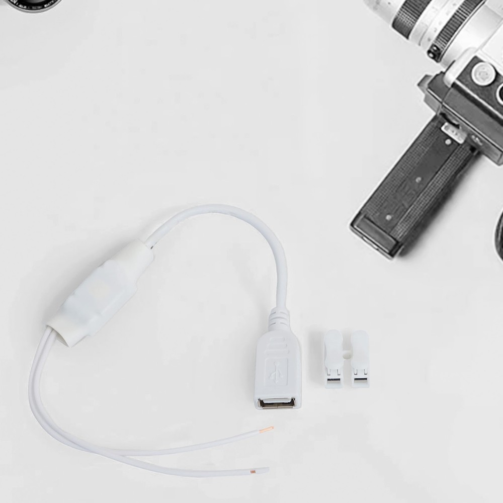 Sleek Design USB Connector Converting AC Voltage into Useful DC Energy