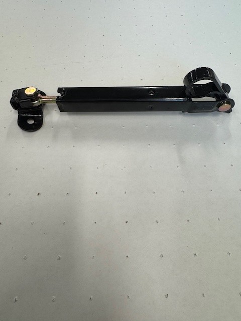 MACK HOOD SIDE FASTENER 3QM34A OEM