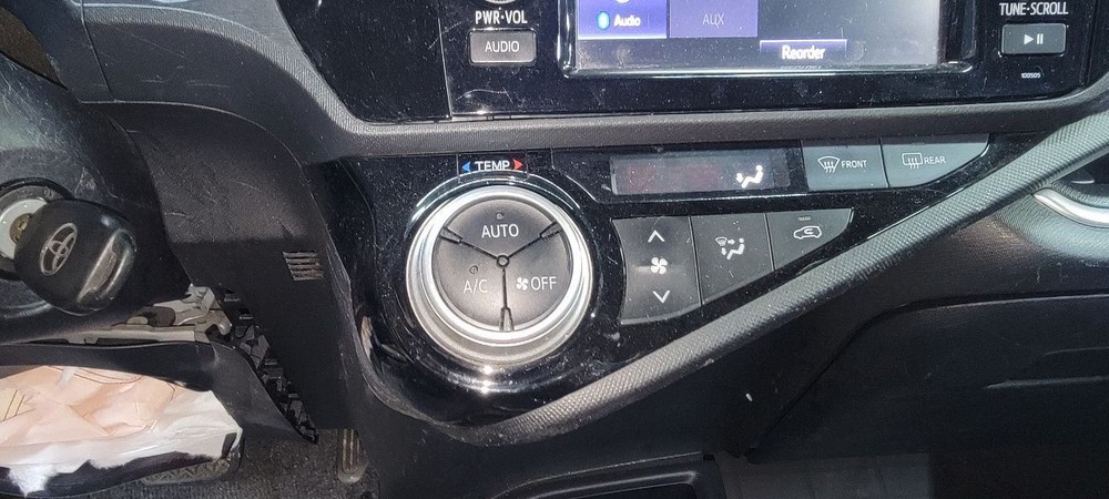 2015 Toyota Prius Transmission Shift Floor Automatic