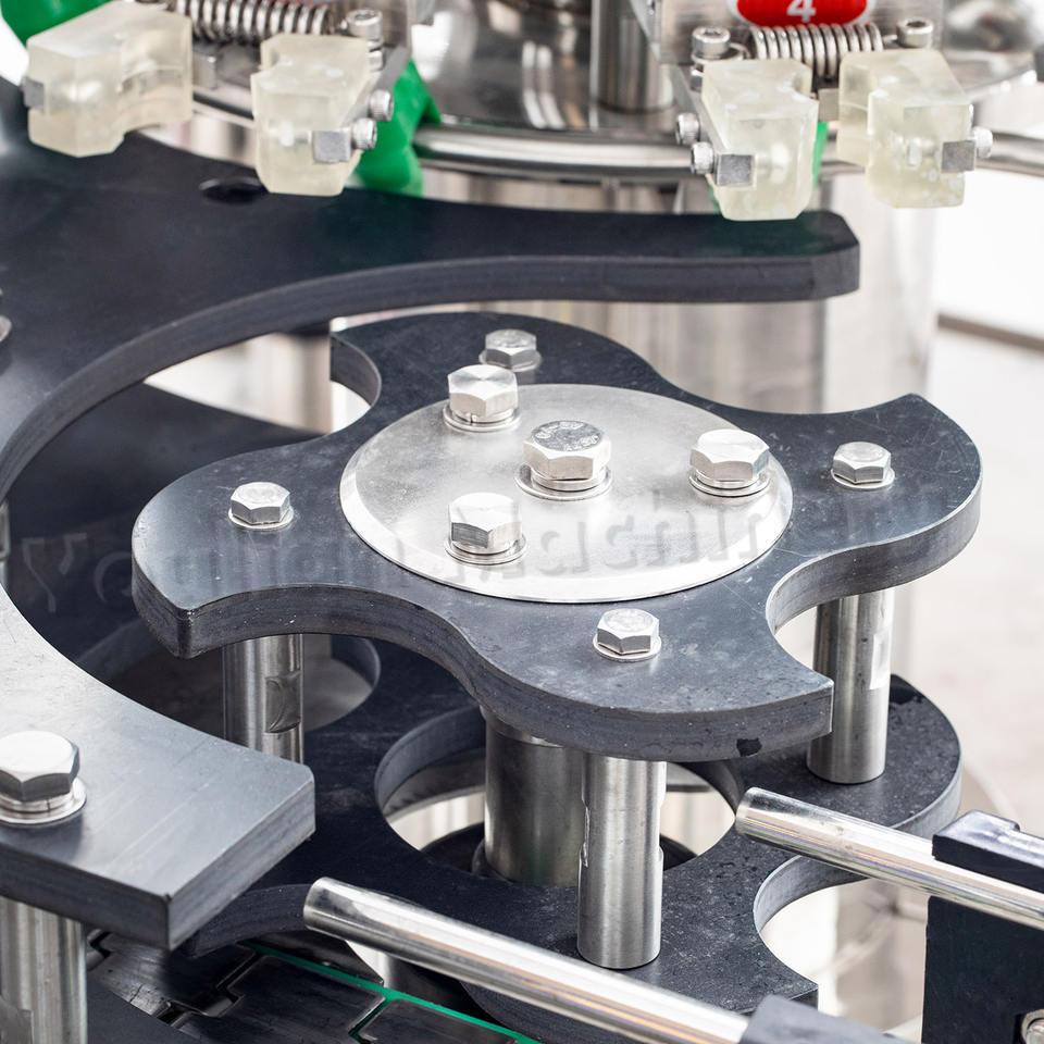 Automatic Linear Glass PET Plastic Bottle Washing Machine For Bottle Can